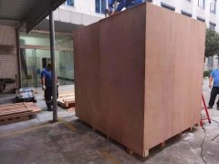 大型设备搬运需要包装吗？设备包装厂家量身木箱定制