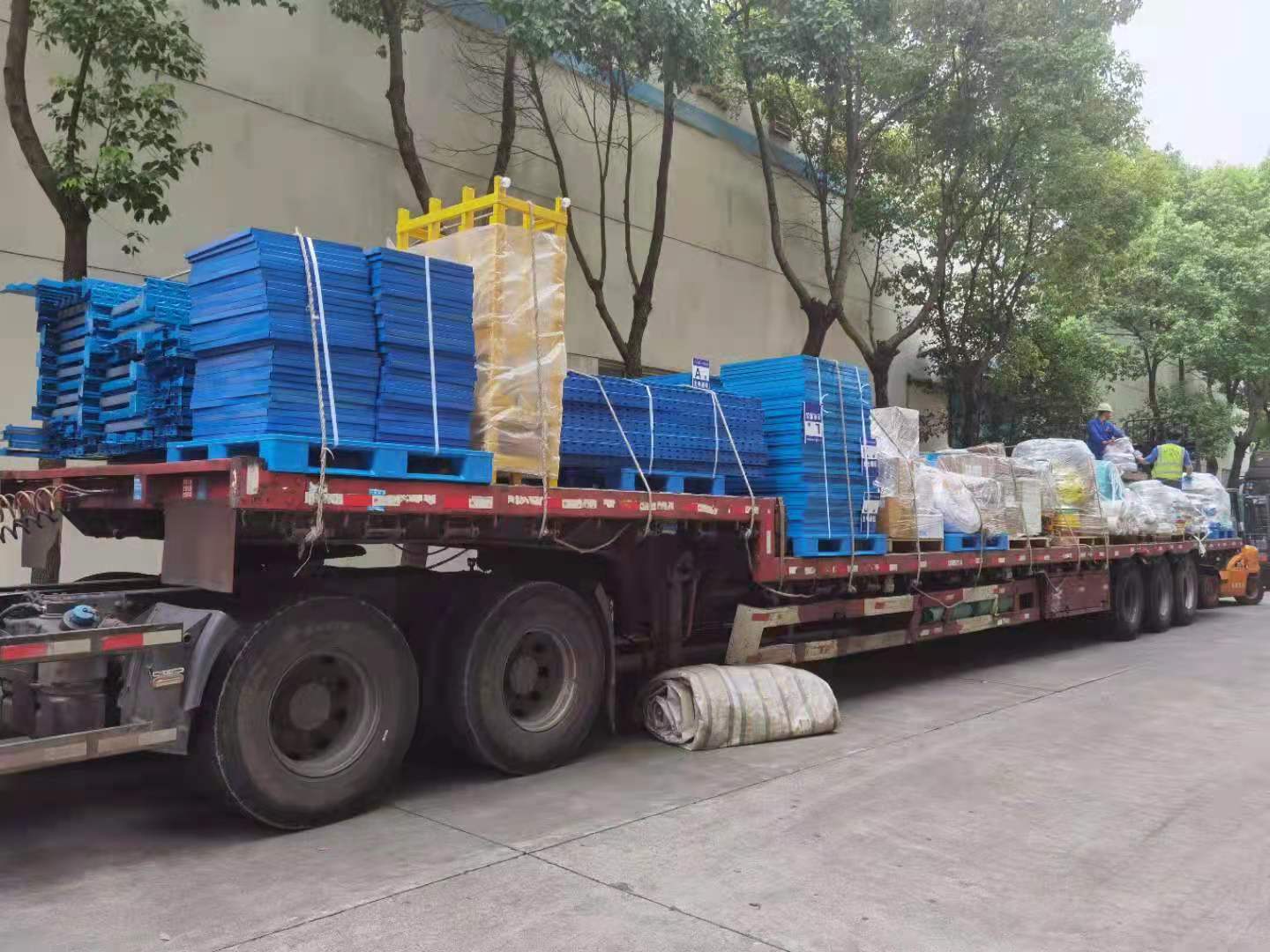 上海工厂设备正常搬迁